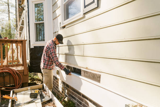 Top rated local Storm Damage Siding Repair specialists in Bloomfield, CT